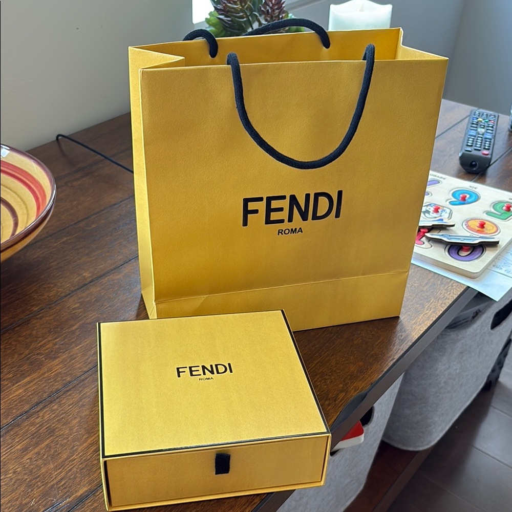 Fendi belt Yellow shopping Bag and Box Set